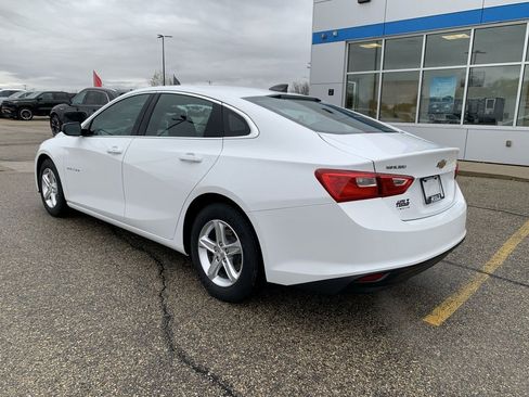 Certified 2022 Chevrolet Malibu LS image 5