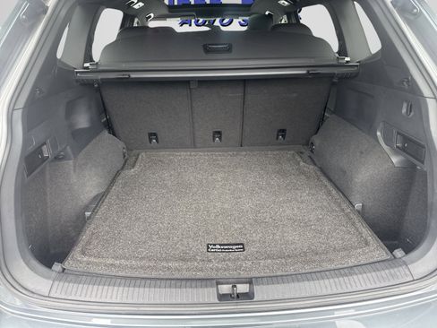 Used 2019 Volkswagen Tiguan SEL Premium R-Line AWD/4WD image 9