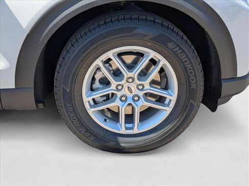 New 2025 Ford Explorer Active w/ Active Comfort Package RWD image 16