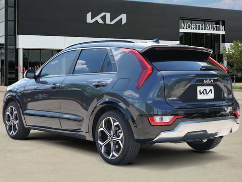Certified 2024 Kia Niro EX Touring FWD image 4