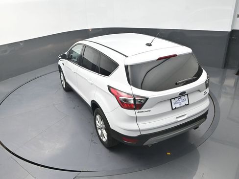 Used 2017 Ford Escape SE AWD/4WD image 19
