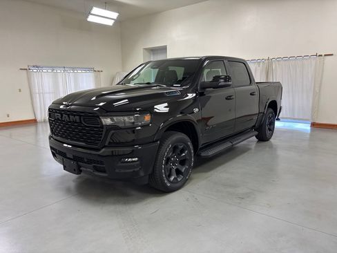 New 2026 RAM 1500 4x4 Crew Cab image 4