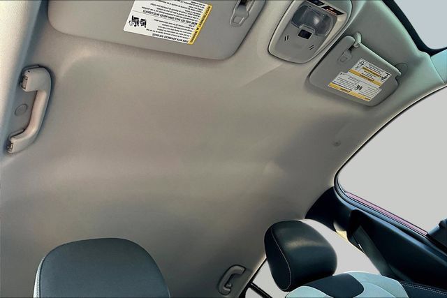 Used 2026 Chevrolet Trax LS FWD image 25