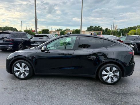 Used 2023 Tesla Model Y Long Range AWD/4WD image 8