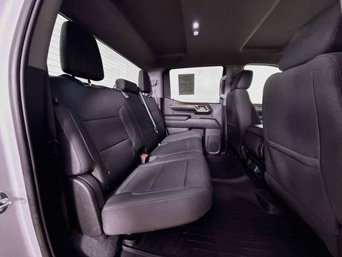 Used 2022 Chevrolet Silverado 1500 LT AWD/4WD image 27