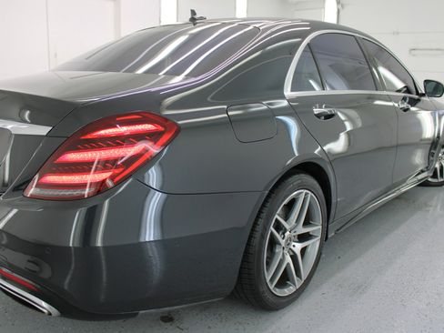 Used 2018 Mercedes-Benz S 560 Sedan image 15
