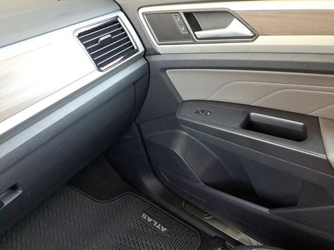 Used 2022 Volkswagen Atlas SEL AWD/4WD image 33