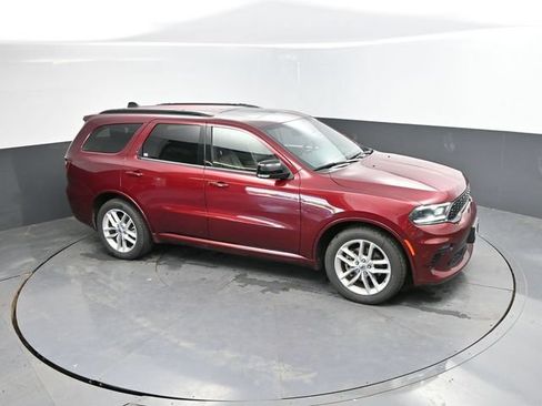 Used 2023 Dodge Durango GT RWD image 42