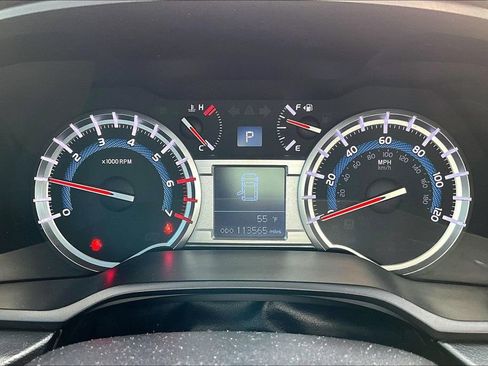 Used 2016 Toyota 4Runner Limited image 29