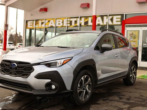 Used 2025 Subaru Crosstrek 2.0i Premium AWD/4WD image 1