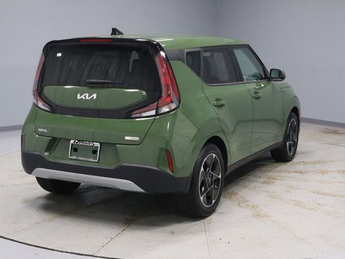 Used 2023 Kia Soul EX image 9