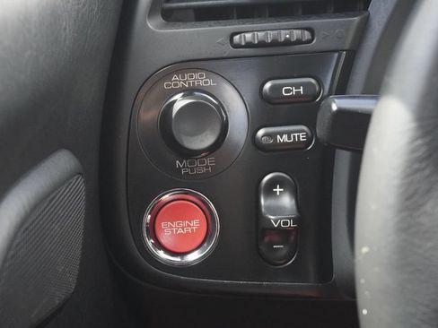 Used 2005 Honda S2000 image 11
