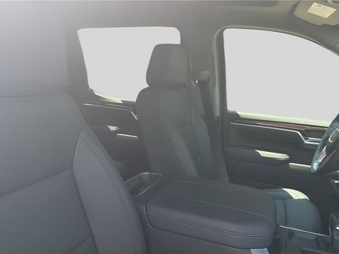 New 2026 GMC Sierra 1500 Elevation w/ Elevation Premium Package AWD/4WD image 23