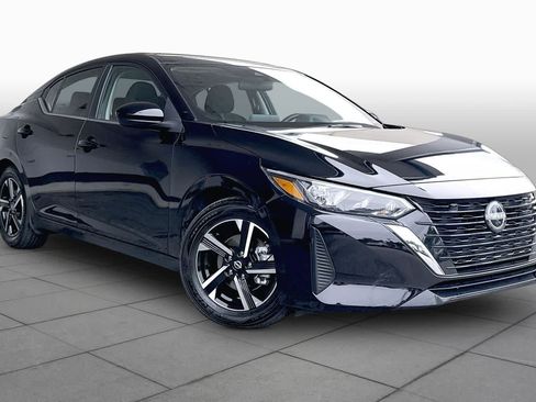 Used 2025 Nissan Sentra SV FWD image 3