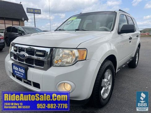 Used 2010 Ford Escape XLT AWD/4WD image 1