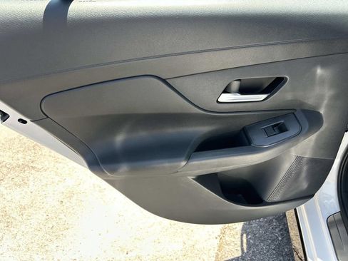 New 2026 Nissan Sentra SR w/ Floor Mat Package FWD image 17