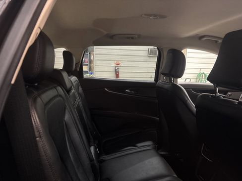 Used 2022 Lincoln Nautilus AWD image 31