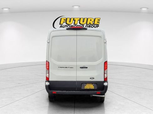 New 2026 Ford Transit 250 148 Medium Roof w/ Load Area Protection Package image 4