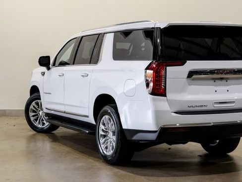 Used 2021 GMC Yukon XL SLT w/ Rear Media and Nav Package AWD/4WD image 32