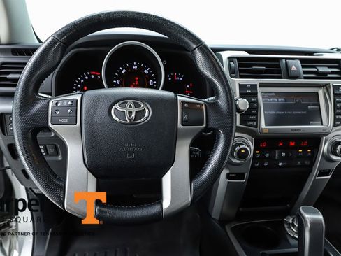 Used 2011 Toyota 4Runner Limited image 58