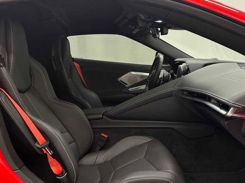 Used 2025 Chevrolet Corvette Stingray Preferred Cpe w/ 2LT image 15