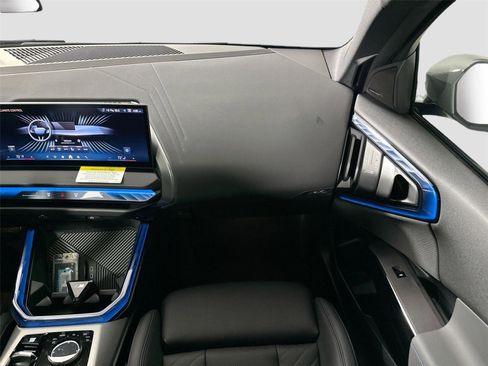 Used 2026 BMW X3 xDrive30 w/ Premium Package image 28