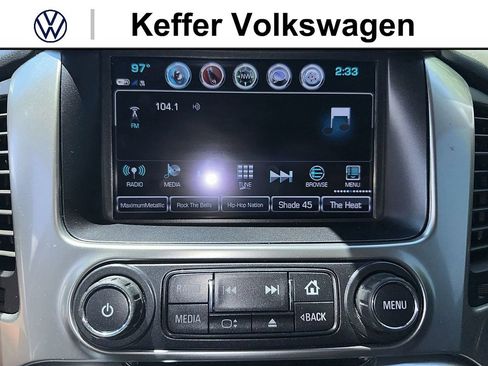 Used 2020 Chevrolet Suburban Premier AWD/4WD image 21