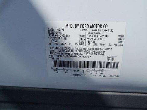 Used 2021 Ford Explorer XLT image 36