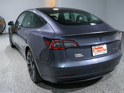 Used 2022 Tesla Model 3 Performance AWD/4WD image 9