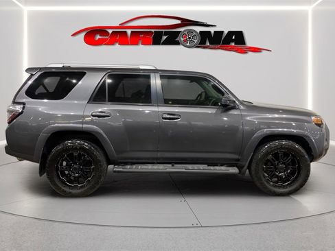 Used 2016 Toyota 4Runner SR5 image 1