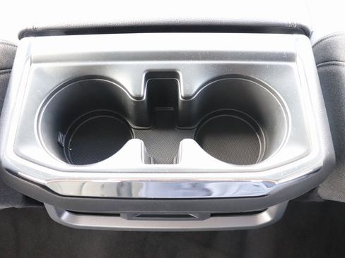 Used 2025 Ford F150 Lightning XLT image 22