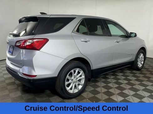 Used 2018 Chevrolet Equinox LT FWD image 11