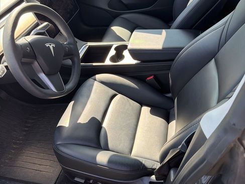 Used 2022 Tesla Model 3 Long Range image 6