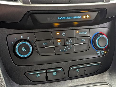 Used 2020 Ford Transit Connect XL image 16