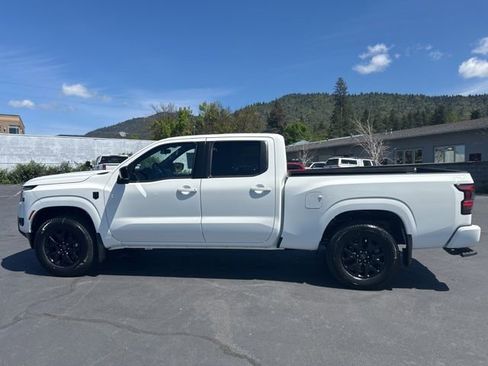 New 2026 Nissan Frontier SV w/ All-Weather Content Package AWD/4WD image 6