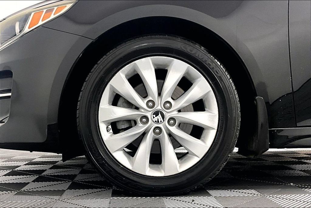 Used 2016 Kia Optima EX FWD image 8