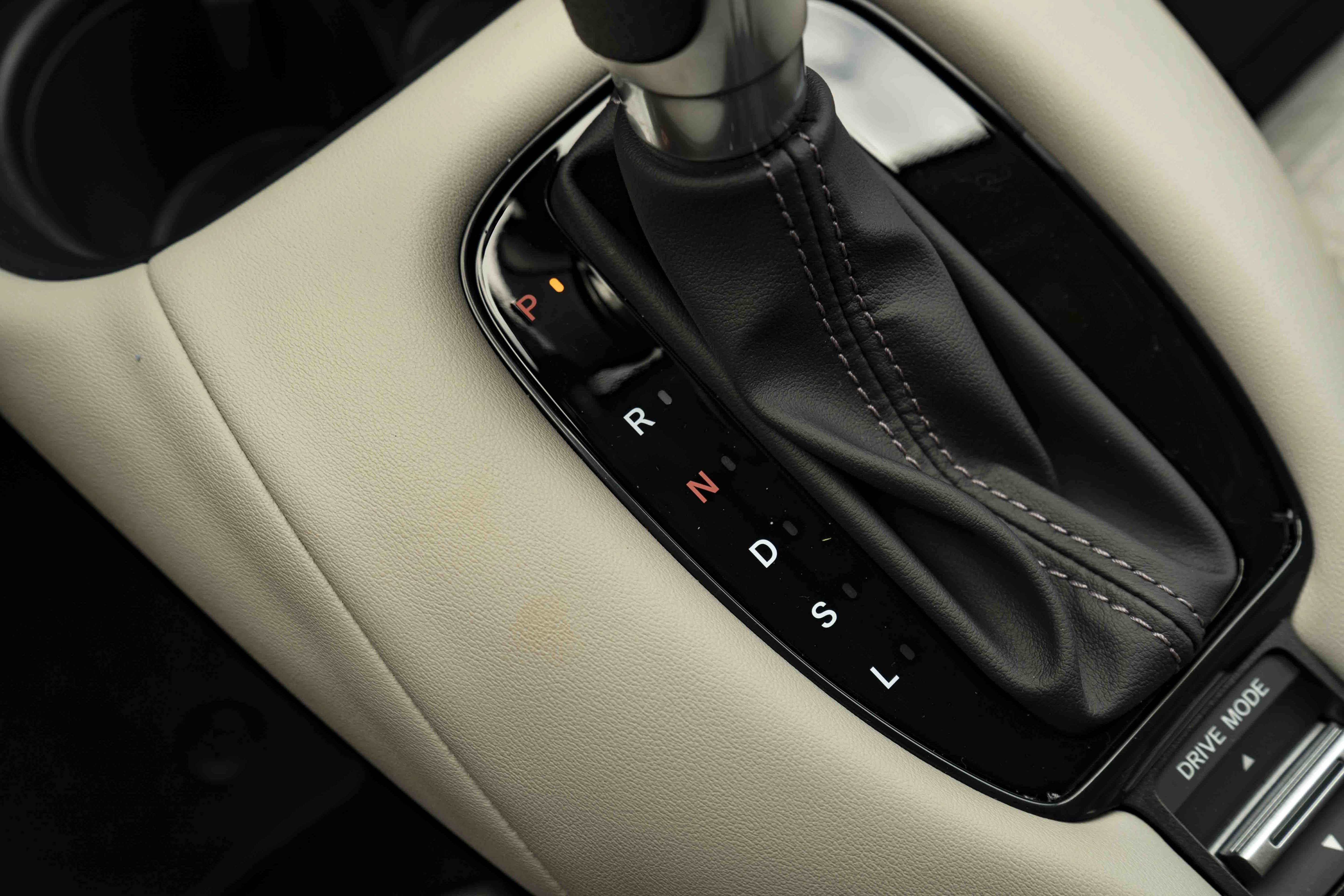 Used 2027 Honda HR-V LX image 33
