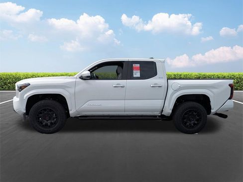 New 2026 Toyota Tacoma SR5 image 8
