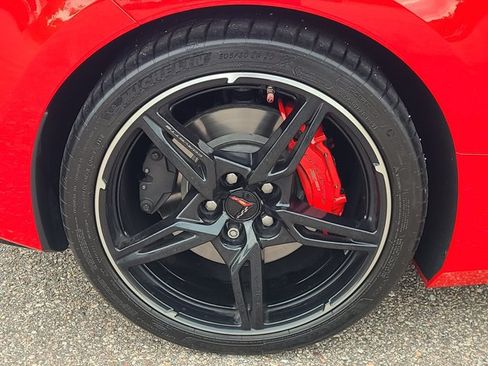 Used 2020 Chevrolet Corvette Stingray Preferred Cpe w/ 2LT Preferred Equipment Group RWD image 12