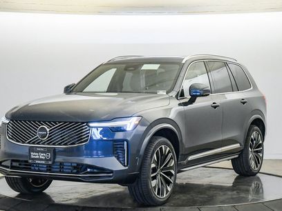 New 2026 Volvo XC90 B6 Plus w/ Protection Package Premier
