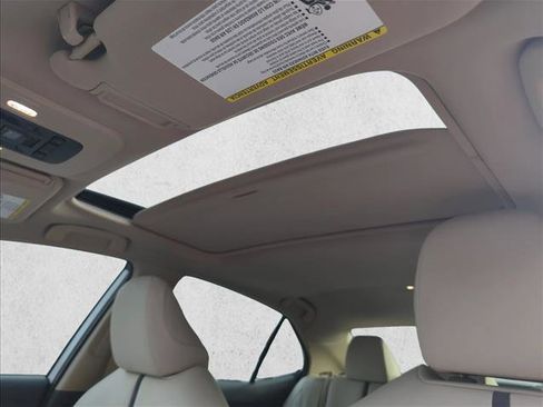 Used 2024 Toyota Camry XLE image 14