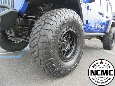 Used 2018 Jeep Wrangler Unlimited Rubicon image 10