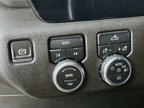 Used 2023 GMC Sierra 1500 Elevation AWD/4WD image 17
