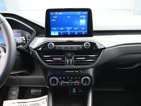 Used 2023 Ford Escape Active image 9