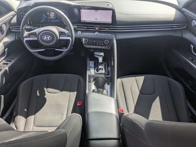 Used 2024 Hyundai Elantra SEL w/ Convenience Package FWD image 14
