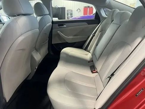 Used 2019 Hyundai Sonata SE FWD image 15