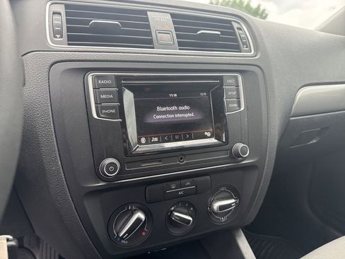 Used 2018 Volkswagen Jetta S FWD image 18
