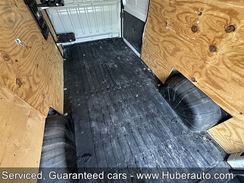 Used 2023 RAM ProMaster 2500 w/ Premium Appearance Group FWD image 17