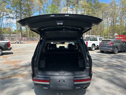 Used 2024 Hyundai Santa Fe Limited image 32