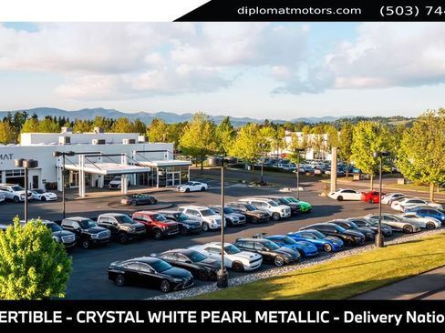 Used 2019 BMW i8 Roadster AWD/4WD image 2